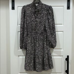 London Times Heart Print Black and White Long Sleeve Dress